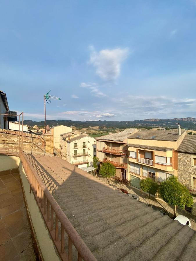Cal Cuaresma Vila Isona Exterior foto